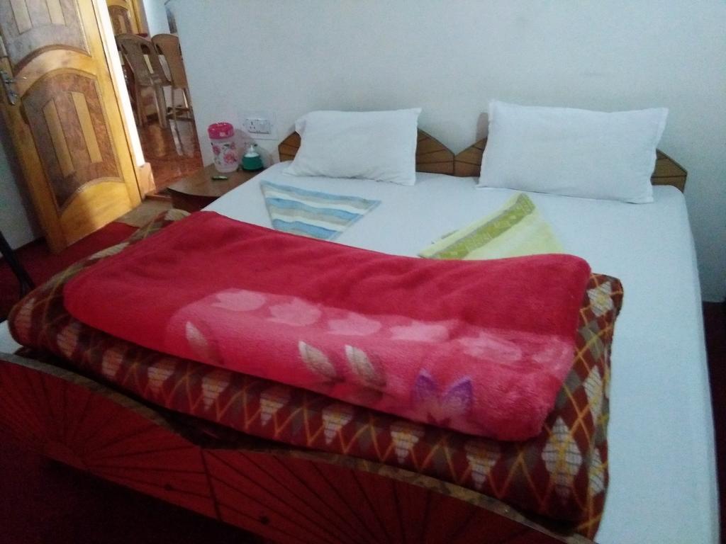 Galaxy Guest House Hundar 外观 照片